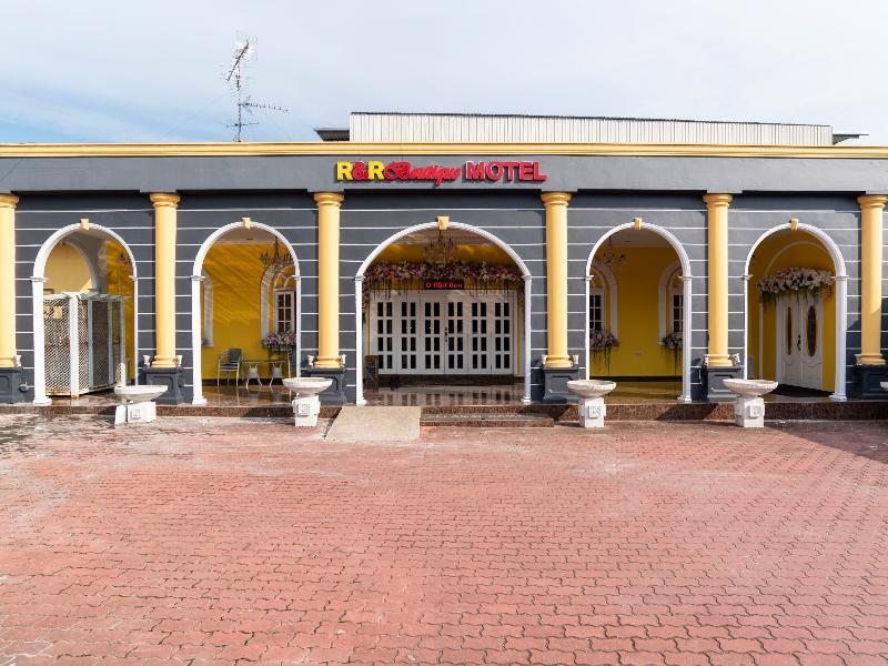Oyo 1228 R & R Motel Johor Bahru Zewnętrze zdjęcie